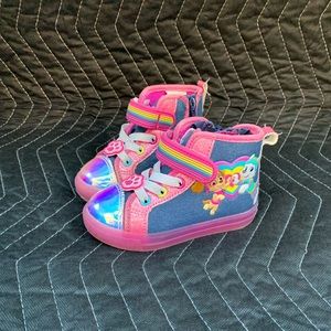 Toddler girl Paw Patrol High tops size 7c